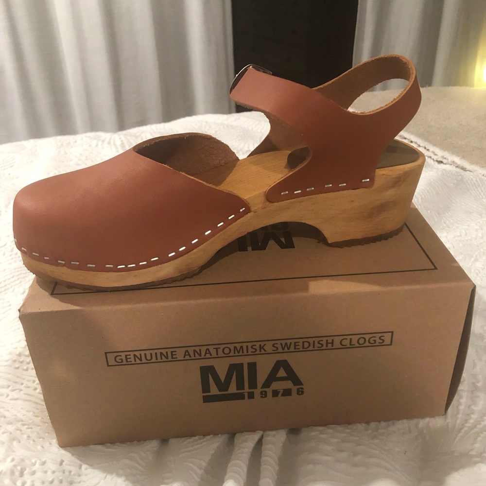 Mia Shoes Sophia Clogs size 10 40 BRAND NEW